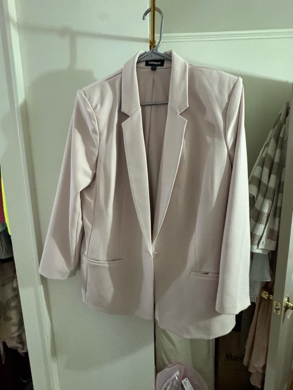 Express Women's Blazer Jacket in Pale Pink